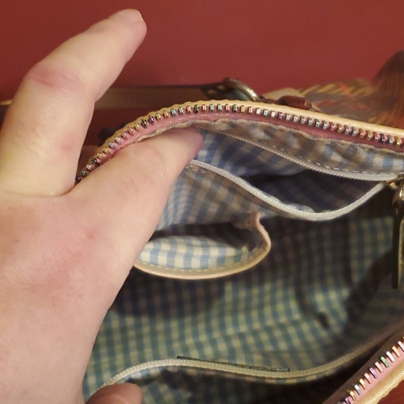 Dooney & Bourke Plaid/Tarten Barrel Handbag - Picture 3 of 12